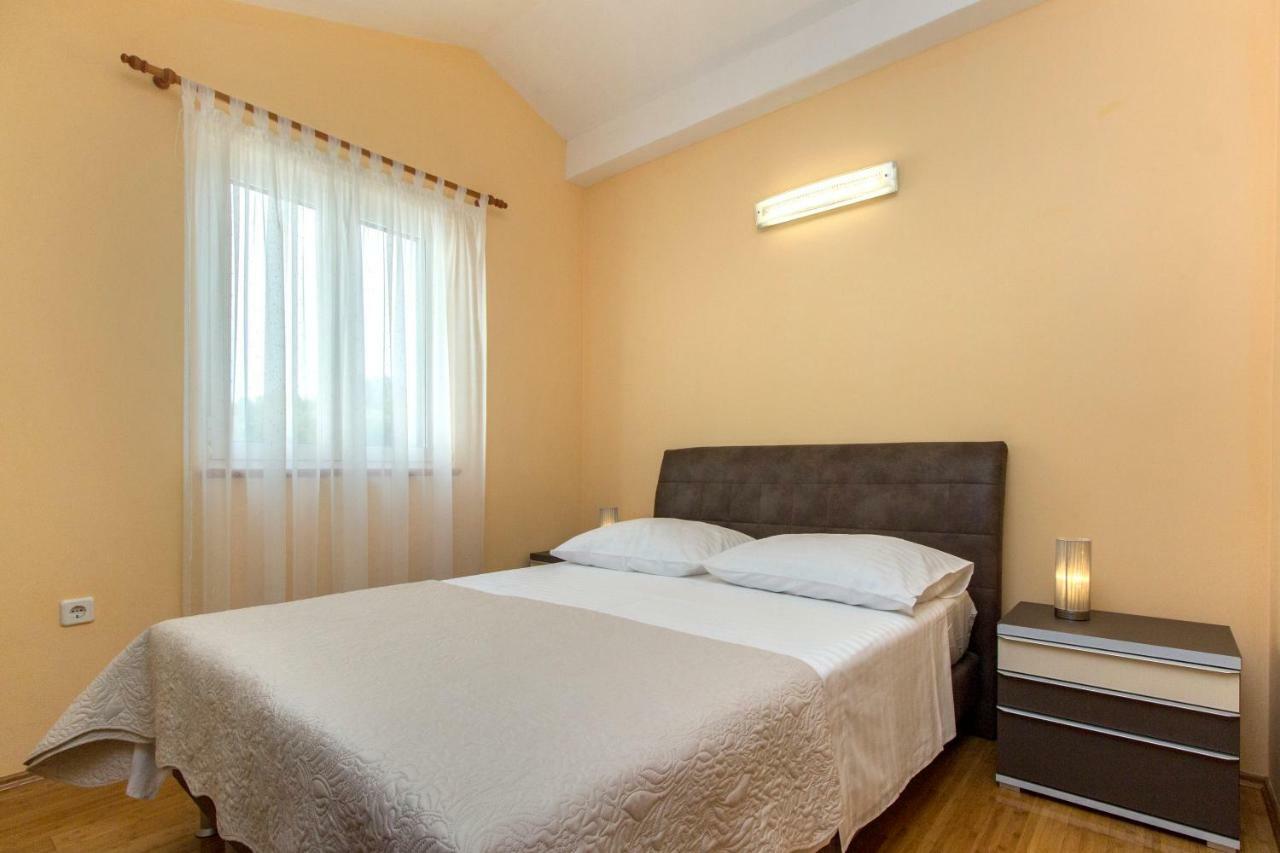 Villa Bozena Brodarica  Εξωτερικό φωτογραφία