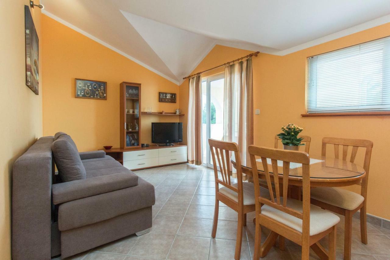 Villa Bozena Brodarica  Εξωτερικό φωτογραφία